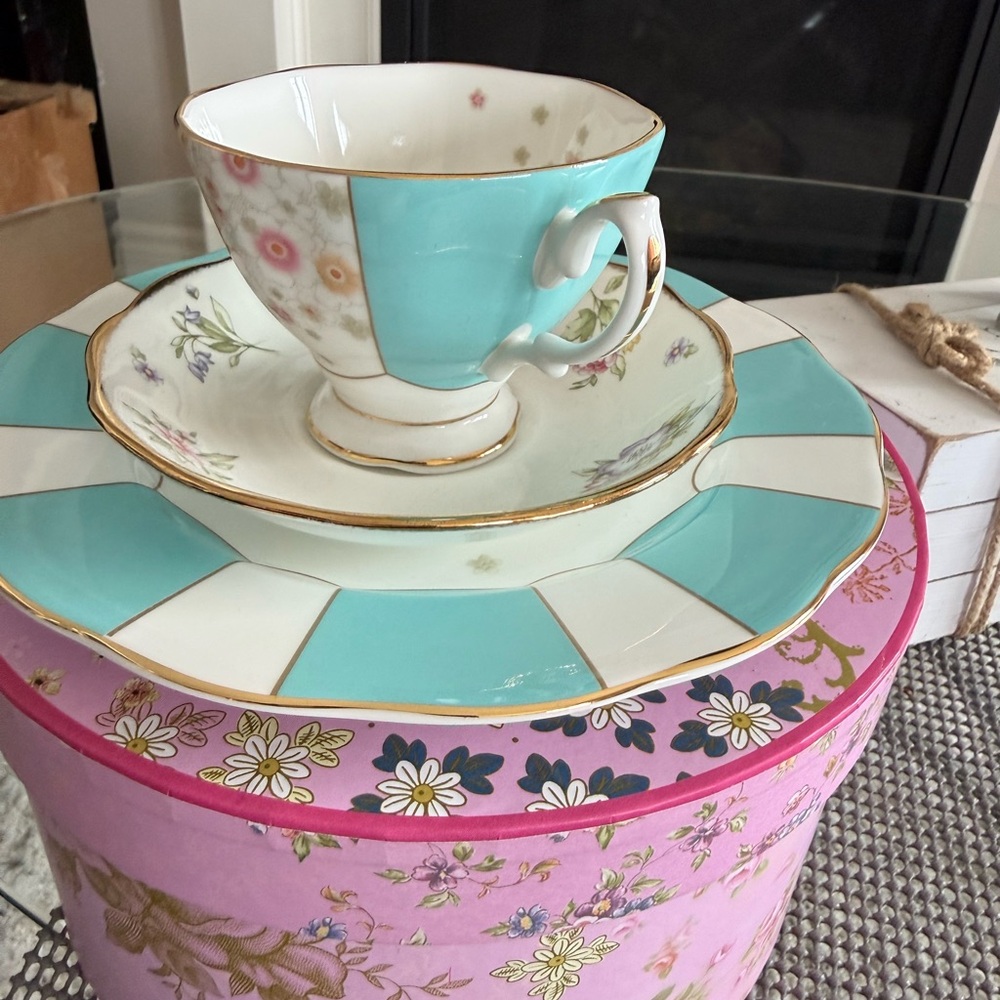 Royal Albert Turquoise and White Teacup, Saucer, and Plate Set